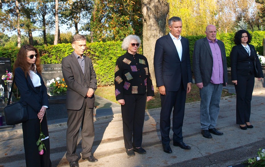 Delegacija Gradske skupštine Grada Zagreba odala počast Borisu Špremu